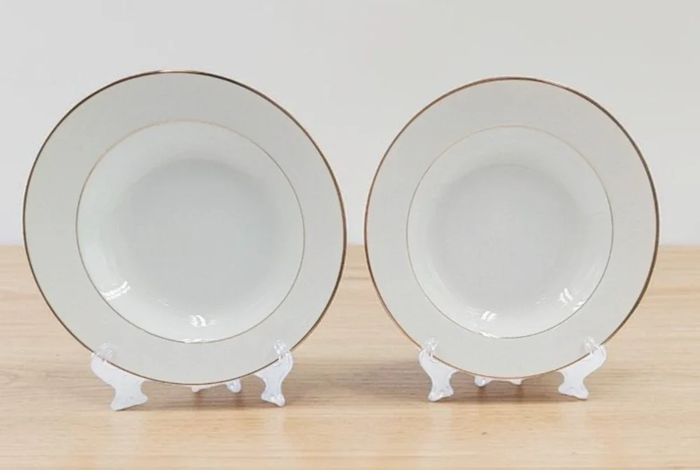 Four Crown Mayfair 381 Rim Soup Bowls Set of 2 Gold Trim Japan 8 1/2